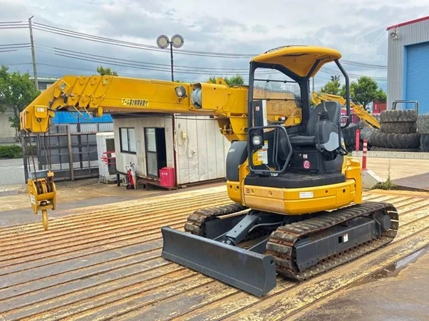 2015 Maeda LC383M-5