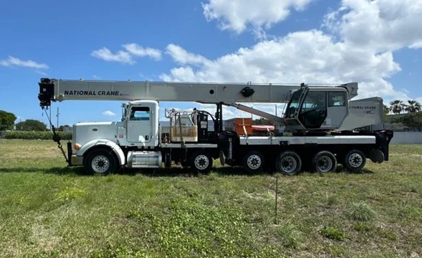 2013 National NBT45 MOUNTED ON 2013 PETERBILT 367