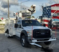 2016 Altec AT40M MOUNTED ON 2016 FORD F550 SD