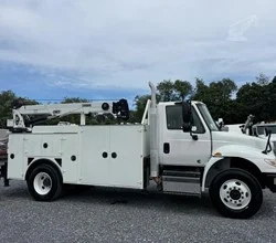 2018 IMT 10000-25 MOUNTED ON 2018 INTERNATIONAL DURASTAR 4400