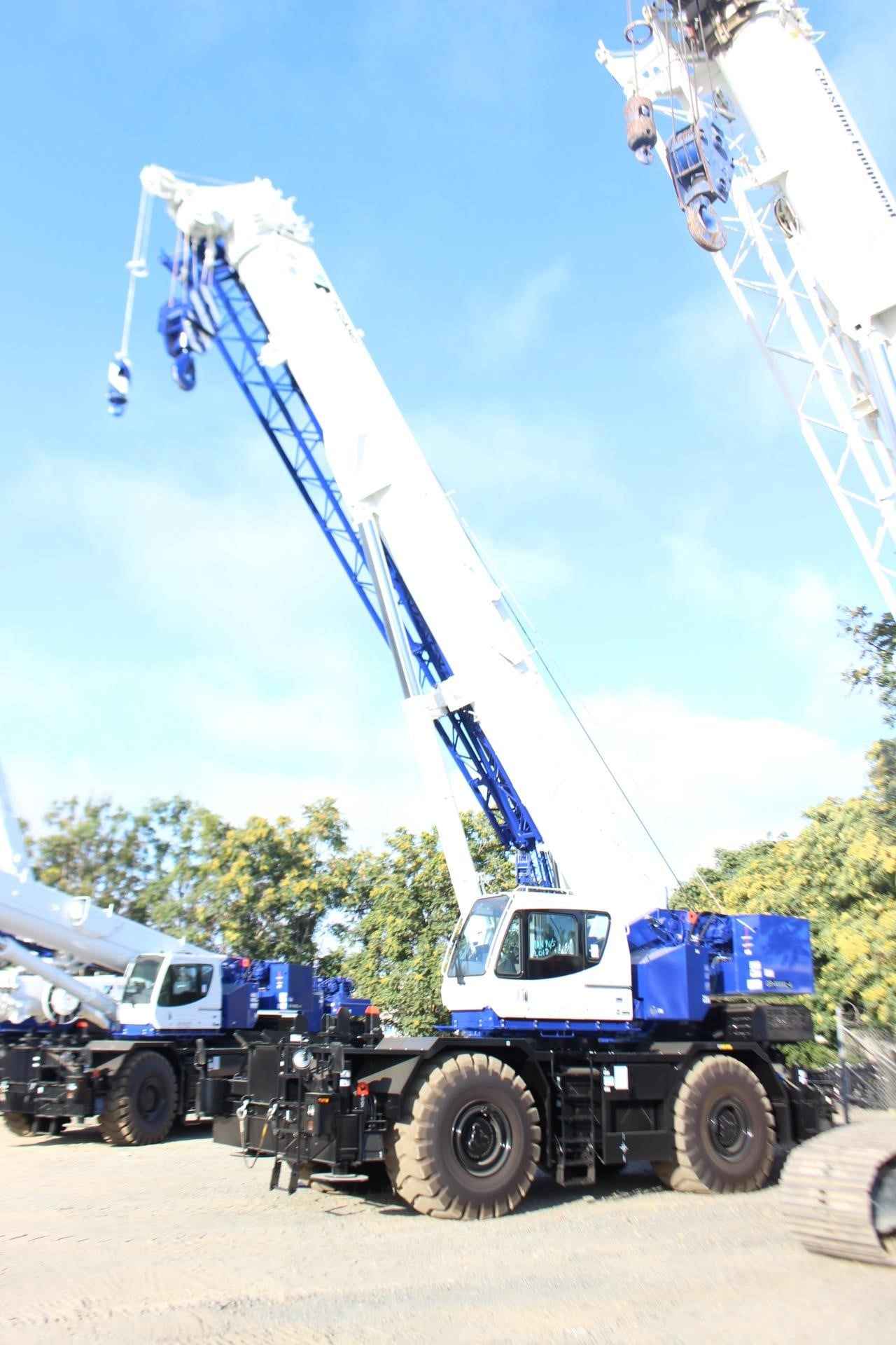 2025 Tadano GR-900XL