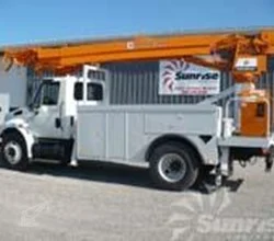 2004 Pitman PC1549T MOUNTED ON INTERNATIONAL DURASTAR 4300