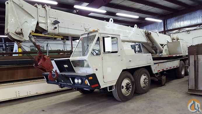 1973 P&H T-250
