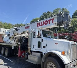 2015 Elliott E160 MOUNTED ON 2015 PETERBILT 365
