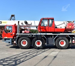 2000 Grove GMK3050