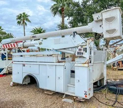 2006 Altec AA755L