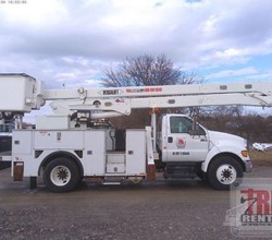 2015 Versalift VO460MHI MOUNTED ON 2015 FORD F750