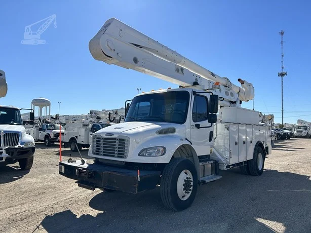 2019 Altec AA55 MH MOUNTED ON 2019 FREIGHTLINER BUSINESS CLASS M2 106