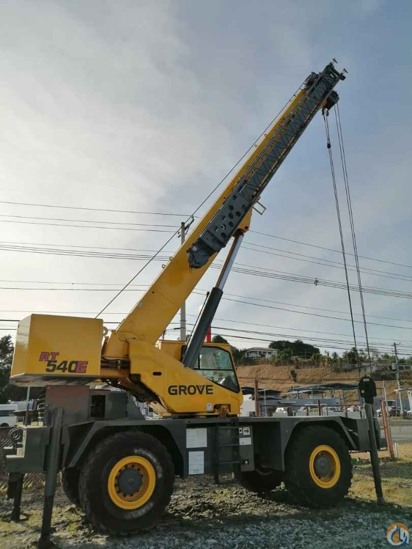 2008 Grove RT540E