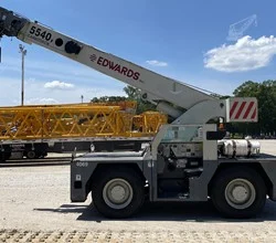 2010 Shuttlelift CD5540F