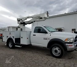 2016 Versalift SST40EIH MOUNTED ON 2016 DODGE RAM 5500