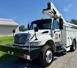 2012 Altec AT40M MOUNTED ON 2012 INTERNATIONAL DURASTAR 4300