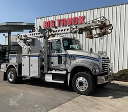 2012 Altec AT40C MOUNTED ON 2012 MACK GRANITE GU712