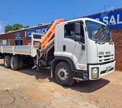 2014 Palfinger PK15500 MOUNTED ON 2014 ISUZU FVM