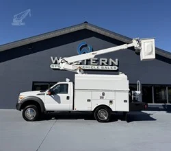 2015 Altec AT200 MOUNTED ON 2015 FORD F450 SD