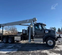 2026 National 690E2 MOUNTED ON 2026 MACK B47