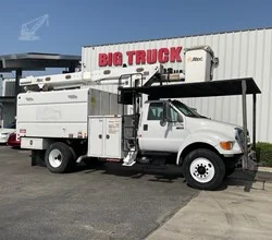 2013 Altec LR756 FM MOUNTED ON 2013 FORD F750