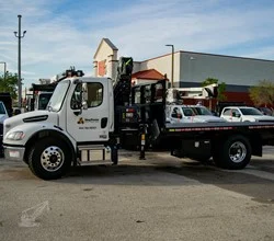 2025 Hiab X-HIDUO 108 MOUNTED ON 2026 FREIGHTLINER BUSINESS CLASS M2 106 PLUS