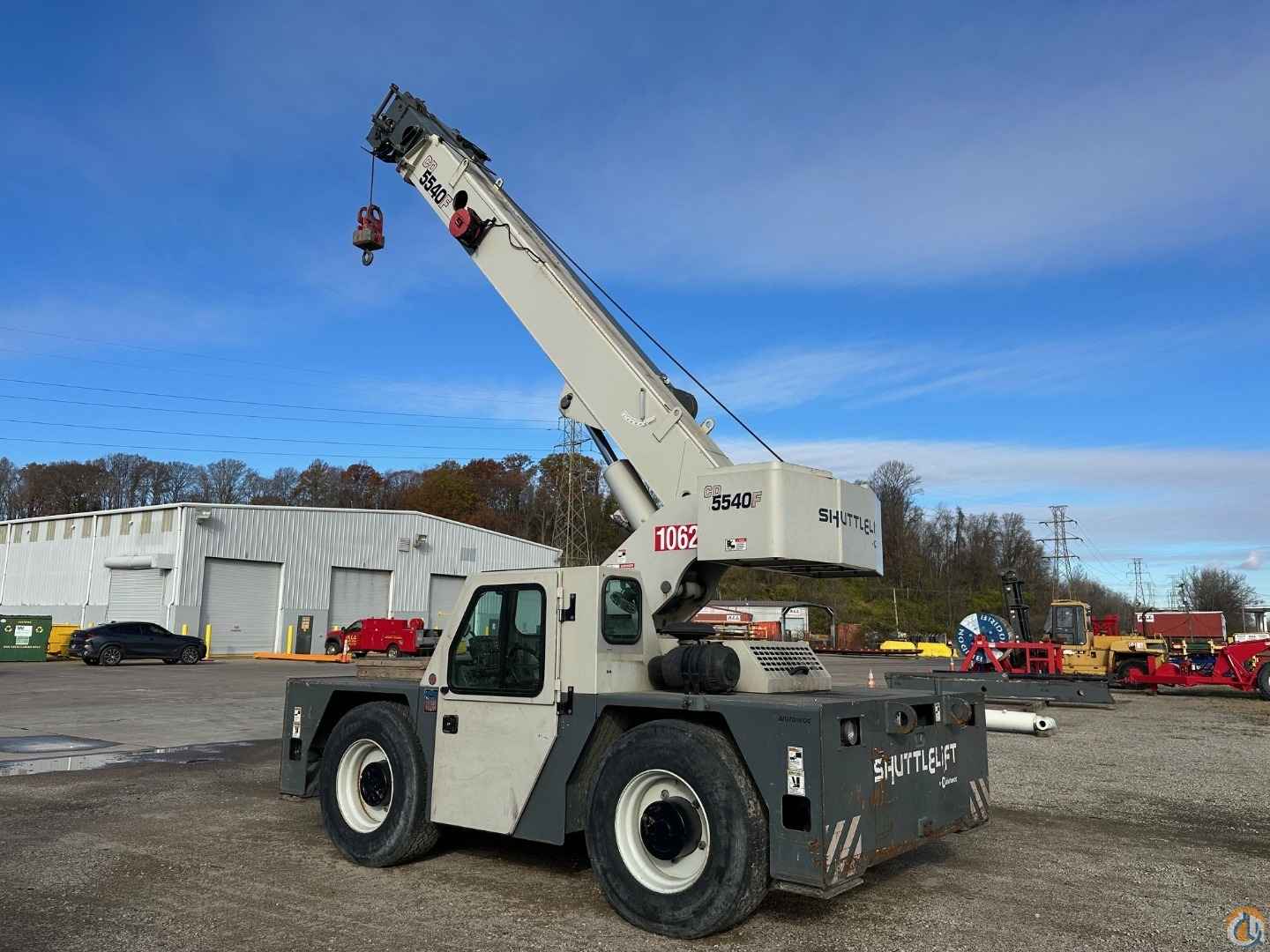 2012 Shuttlelift 5540F
