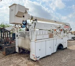 2006 Altec AA755L MOUNTED ON 2006