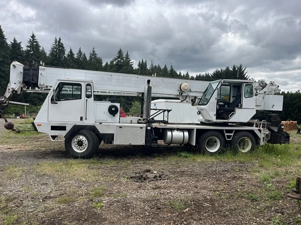 1998 Terex T335