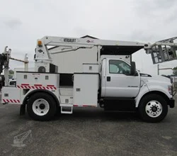 2018 Versalift VTP40NE MOUNTED ON 2018 FORD F750 SD