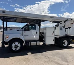 2022 Versalift VO260I MOUNTED ON 2022 FORD F750