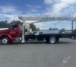 2006 National 500E MOUNTED ON 2006 STERLING L7500