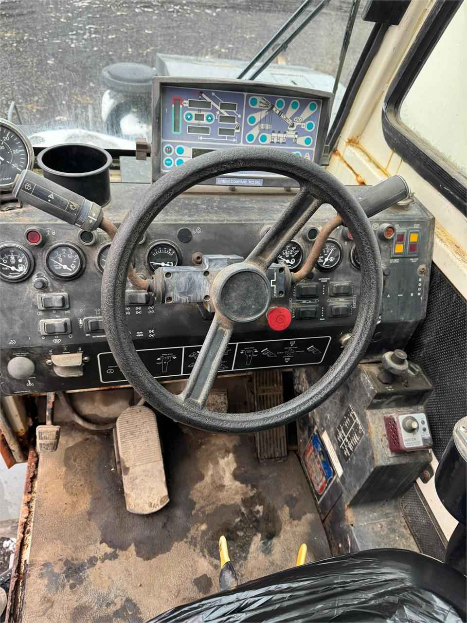 2005 Terex RT665