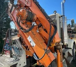 1989 Tico 2080 MOUNTED ON 1989 KENWORTH T600