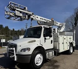 2014 Altec AT40C MOUNTED ON 2014 FREIGHTLINER BUSINESS CLASS M2 106