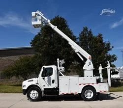2019 Posi-Plus 800-40 MOUNTED ON 2019 FREIGHTLINER BUSINESS CLASS M2 100