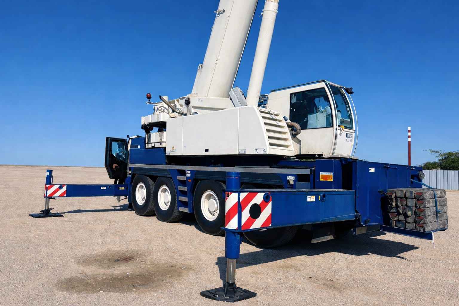 2010 Liebherr LTM 1100-4.1
