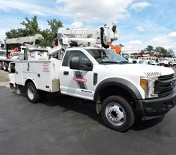 2017 Altec AT37G MOUNTED ON 2017 FORD F550 XL