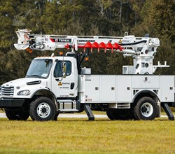 2027 Terex COMMANDER 4047 MOUNTED ON 2027 FREIGHTLINER BUSINESS CLASS M2 106 PLUS