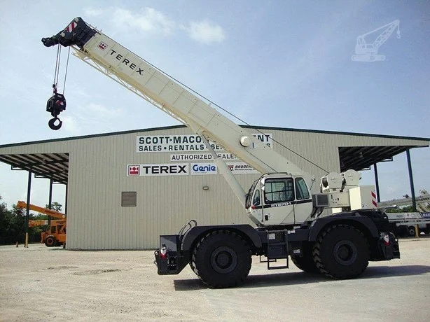 2012 Terex RT670