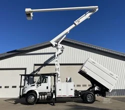 2017 Altec LR760-E70 FM MOUNTED ON 2017 INTERNATIONAL WORKSTAR 7400
