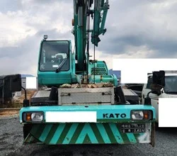 2001 Kato KR25HV-3