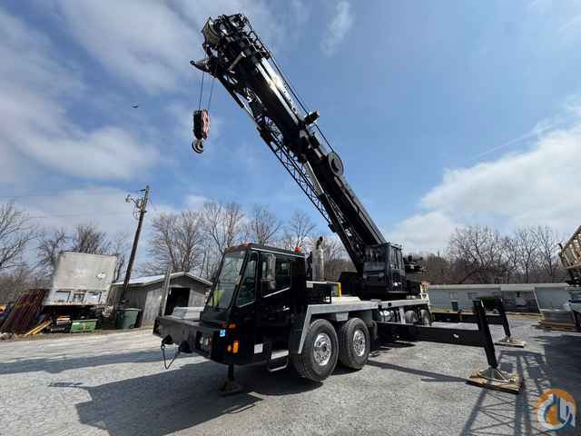 2005 Grove TMS900E