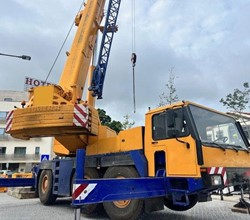 1995 Liebherr LTM1050-1