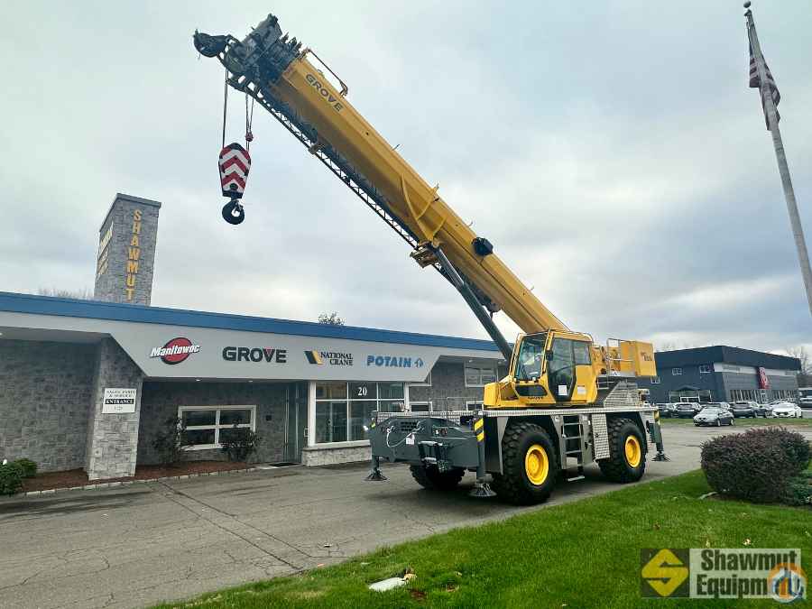 2025 Grove GRT655L