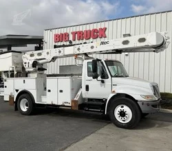 2014 Altec AM55 MOUNTED ON 2014 INTERNATIONAL DURASTAR 4300
