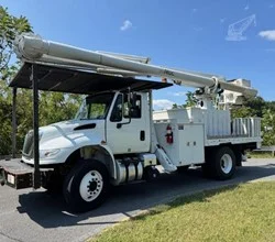 2016 Altec LR760-E70 RM MOUNTED ON 2016 INTERNATIONAL DURASTAR 4300