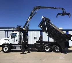 2015 Builtrite 1010TM MOUNTED ON 2016 FREIGHTLINER 114SD