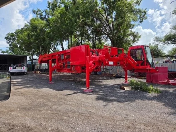 2001 Manitowoc 2250 III