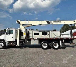 2001 National 500D MOUNTED ON 2001 FREIGHTLINER FL80