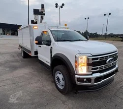 2023 Versalift SST40NE MOUNTED ON 2025 FORD F600