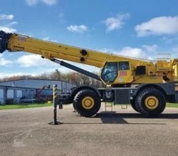 2014 Grove RT890E