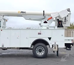 2005 Altec AM855