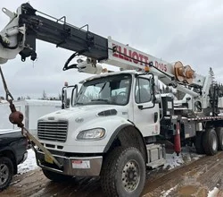 2018 Elliott D105 MOUNTED ON 2018 FREIGHTLINER BUSINESS CLASS M2 106